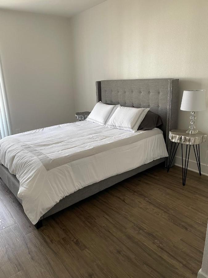 Villa Marina - Modern & Immaculate, Spacious, Gated Condo With Fireplace Pool, Gym, 2 Master Bedrooms Los Angeles Exterior foto